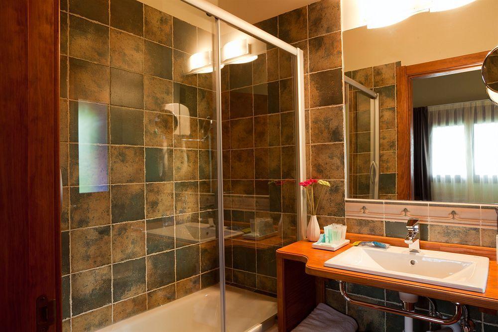 Hotel Txaraka แบร์เมโอ ภายนอก รูปภาพ