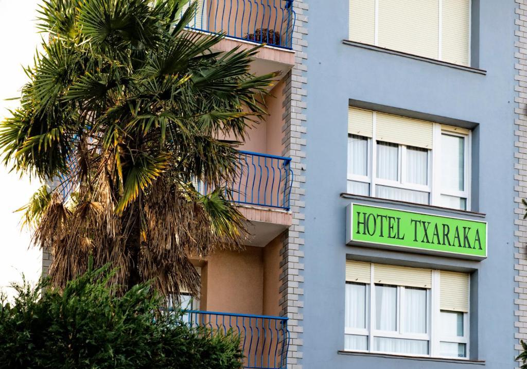 Hotel Txaraka แบร์เมโอ ภายนอก รูปภาพ